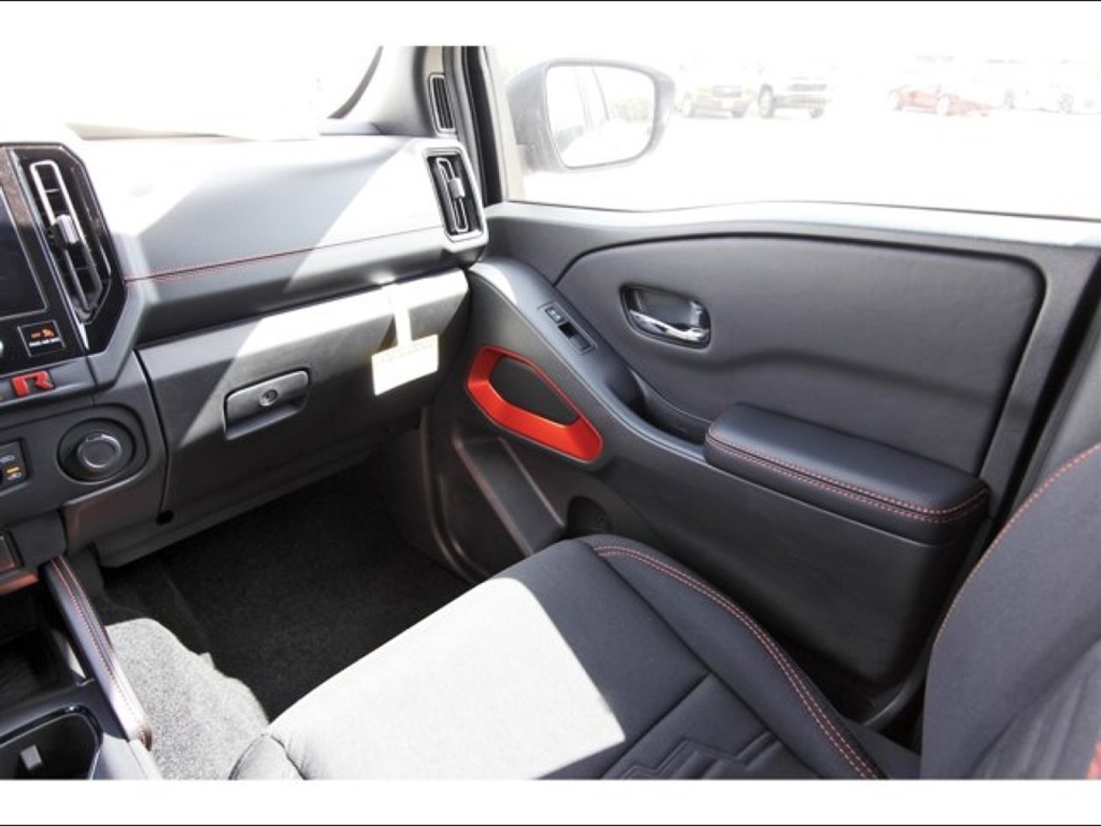 2025 Nissan Frontier Crew Cab PRO-4X® Gray at Robbins Nissan