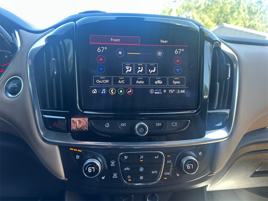 2022 Chevrolet Traverse Premier photo 24