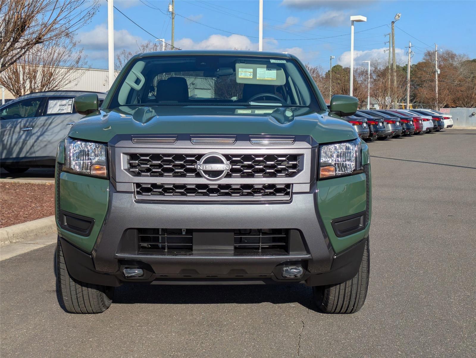 2025 Nissan Frontier SV photo 2