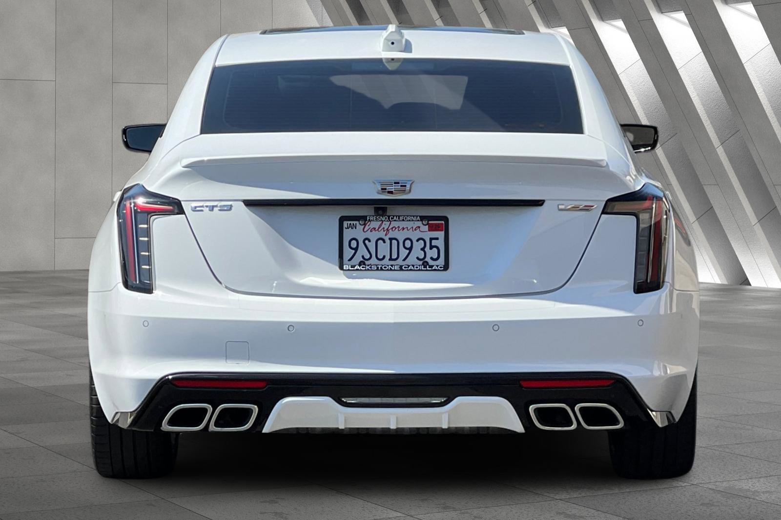 2025 Cadillac CT5 V photo 4