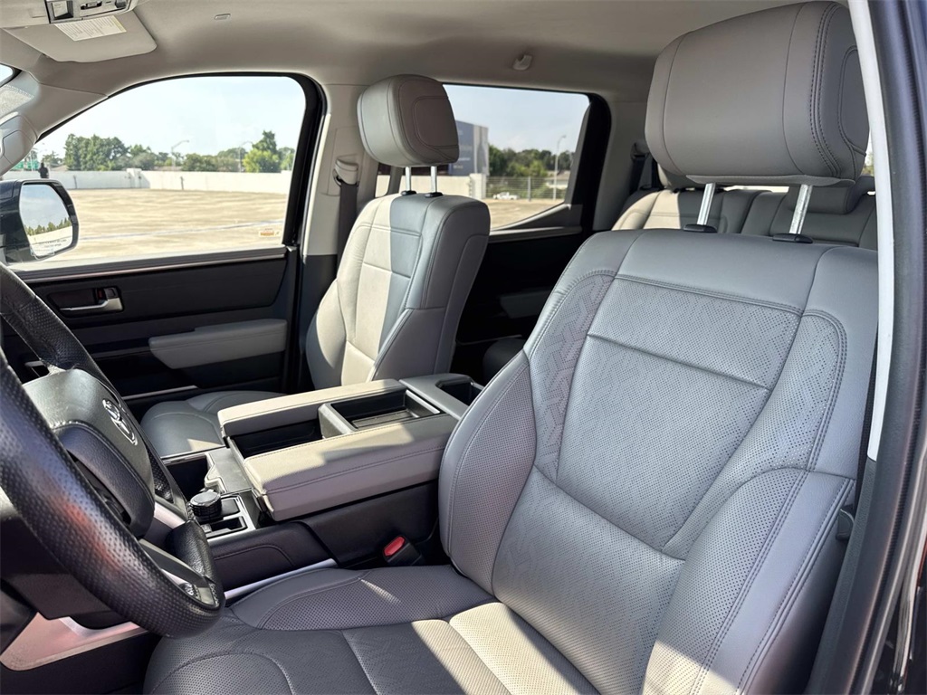 2024 Toyota Tundra Limited photo 16