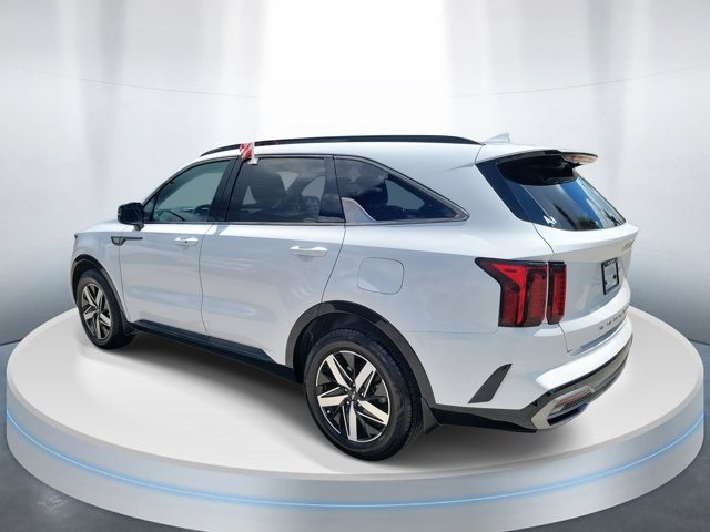 2022 Kia Sorento EX photo 2
