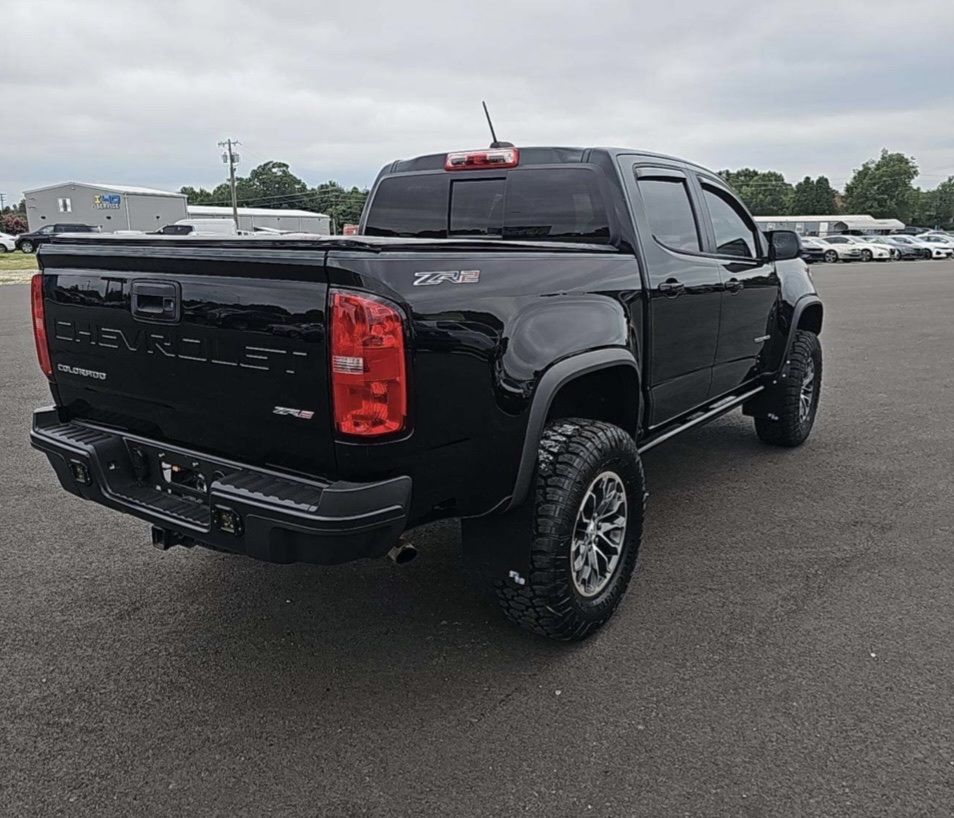 2022 Chevrolet Colorado ZR2 photo 2