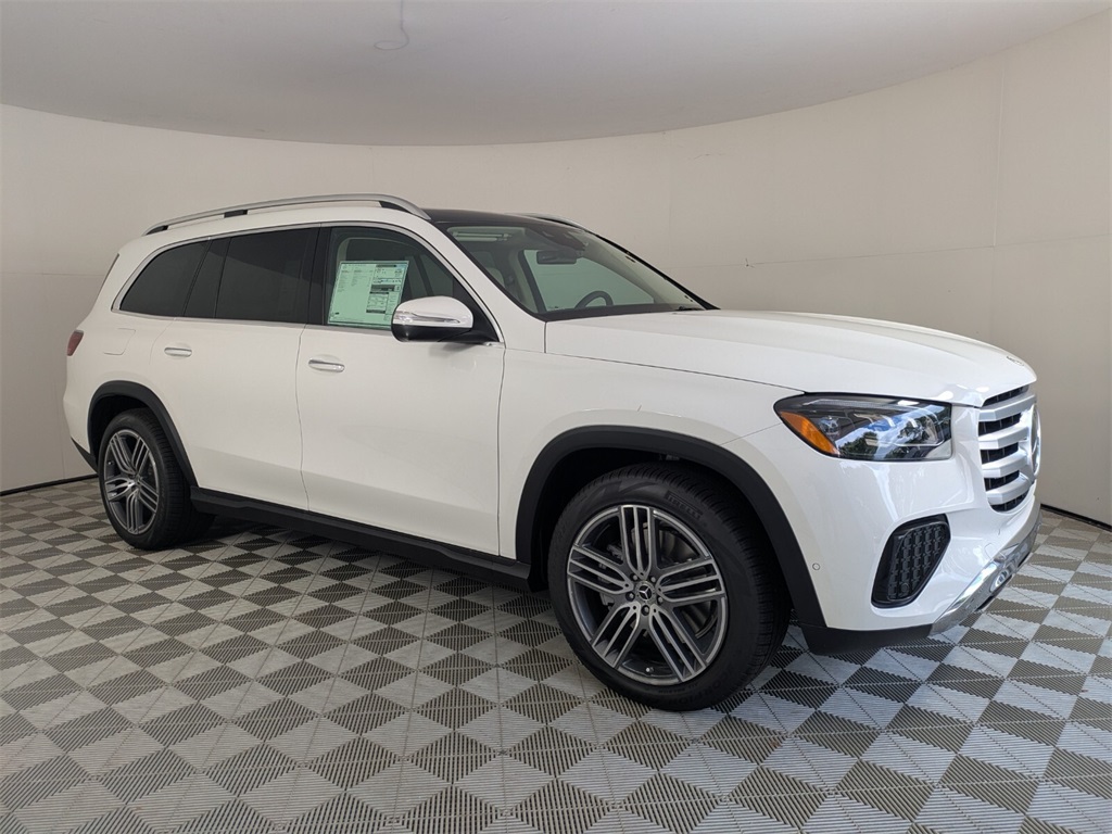 2026 Mercedes-Benz GLS Base's photo