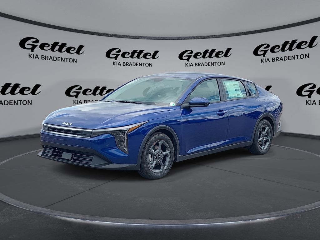 2025 Kia K4 LXS's photo