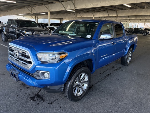 2017 Toyota Tacoma Limited's photo