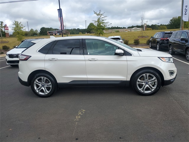 2018 Ford Edge Titanium photo 3