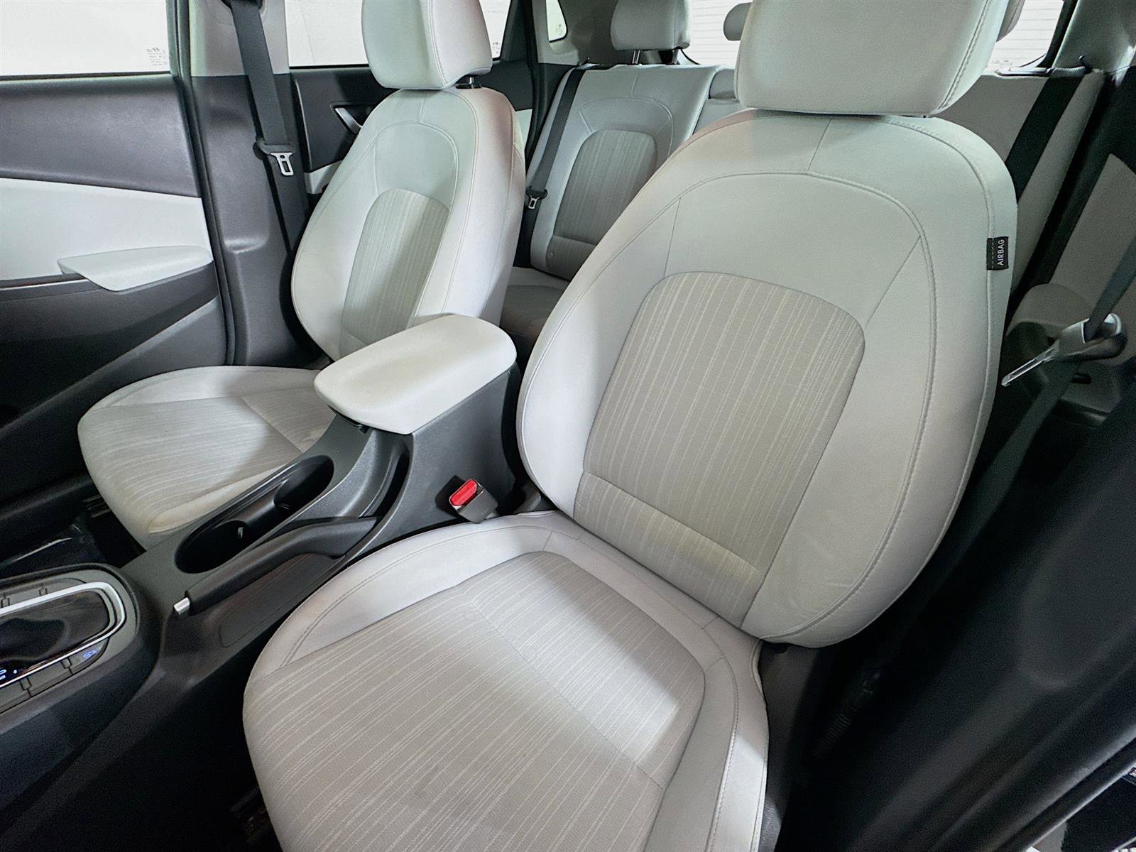 2023 Hyundai Kona SEL photo 9