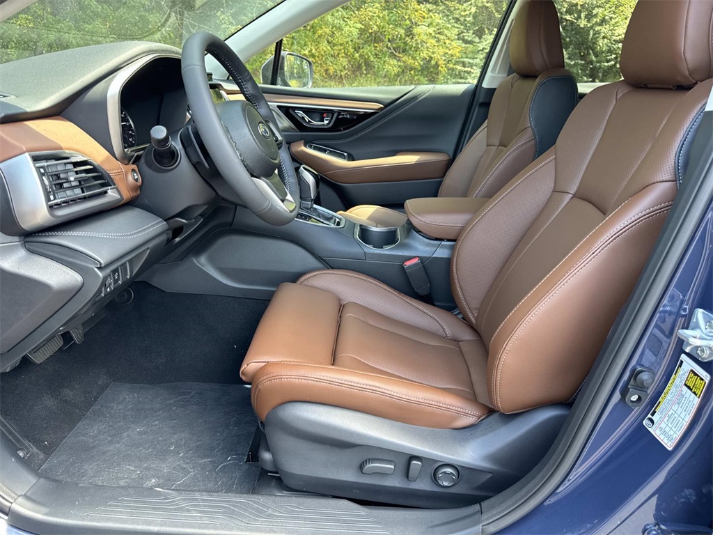 2025 Subaru Outback Touring XT photo 14