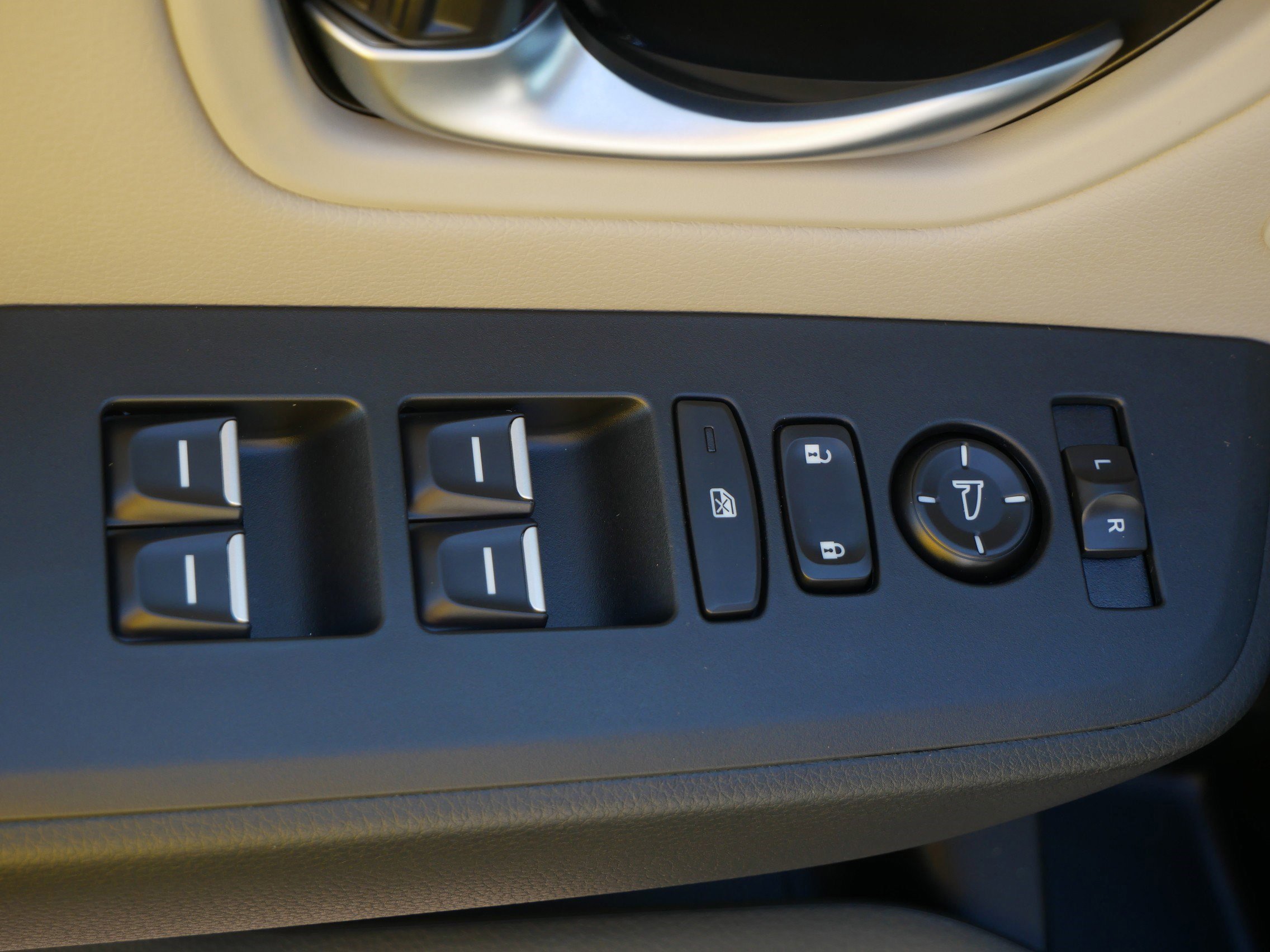 2025 Honda Pilot Touring photo 13