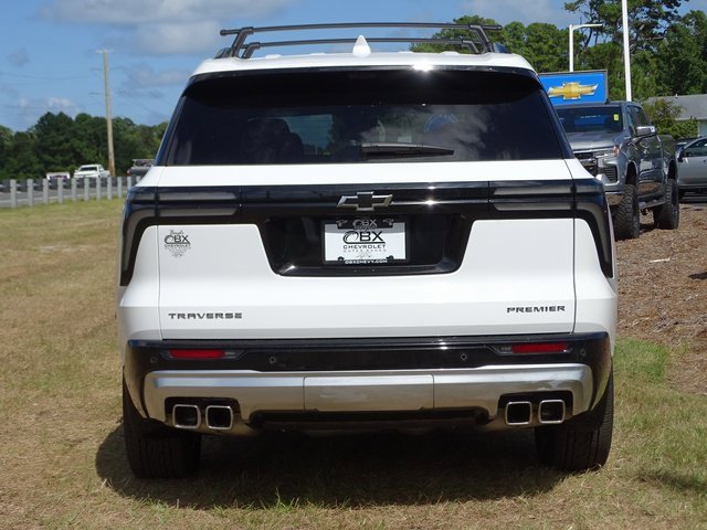 2024 Chevrolet Traverse Premier photo 5