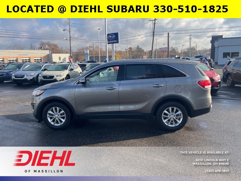 2016 Kia Sorento LX photo 2