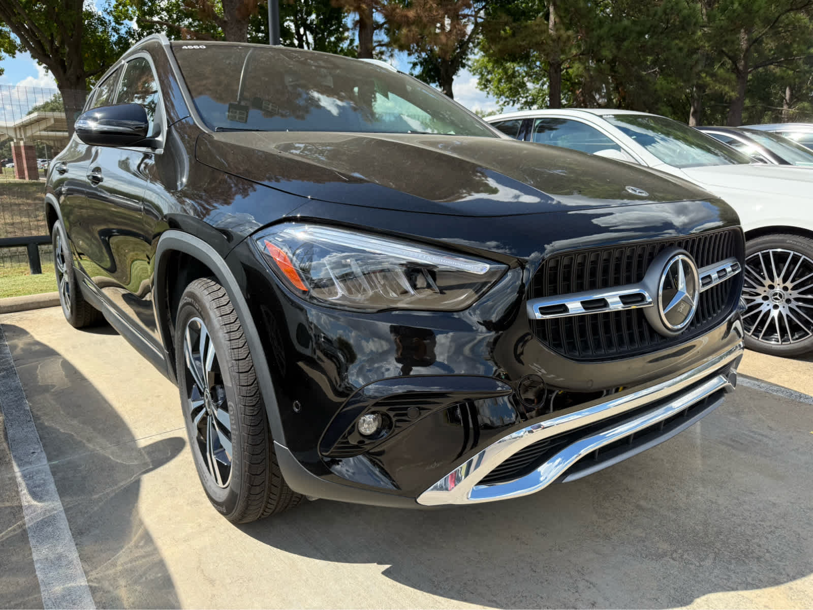 2025 Mercedes Benz GLA 250 photo 2