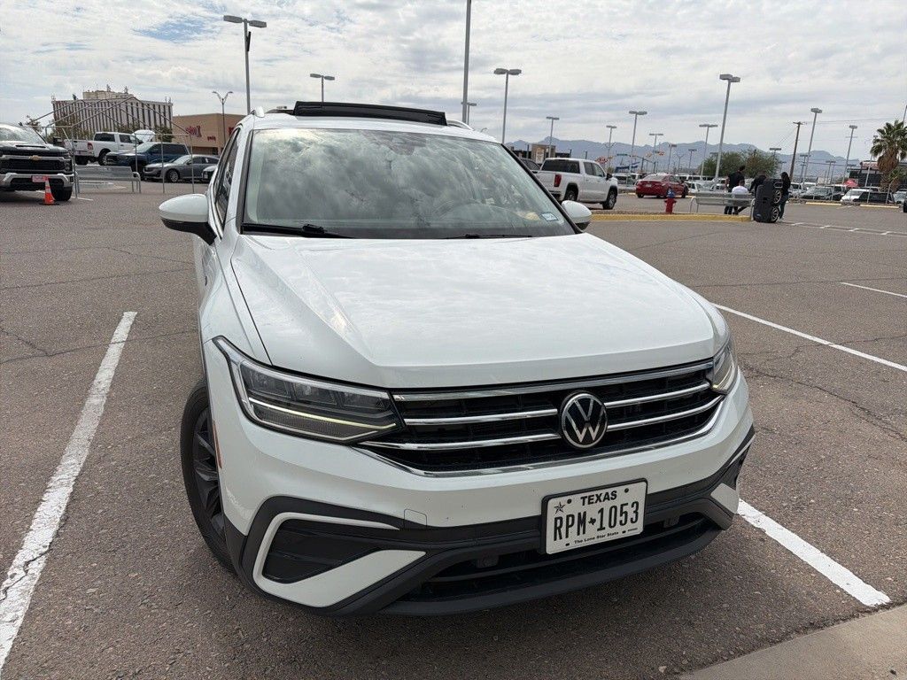 2022 Volkswagen Tiguan SE photo 4