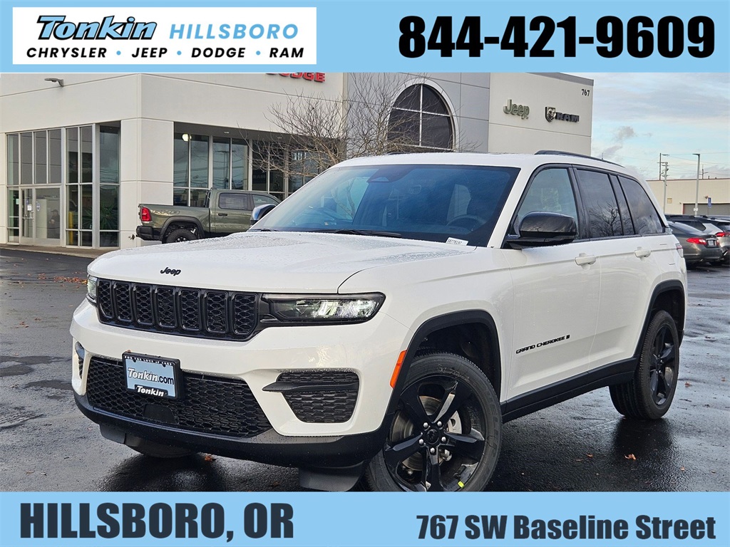 2025 Jeep Grand Cherokee Altitude's photo