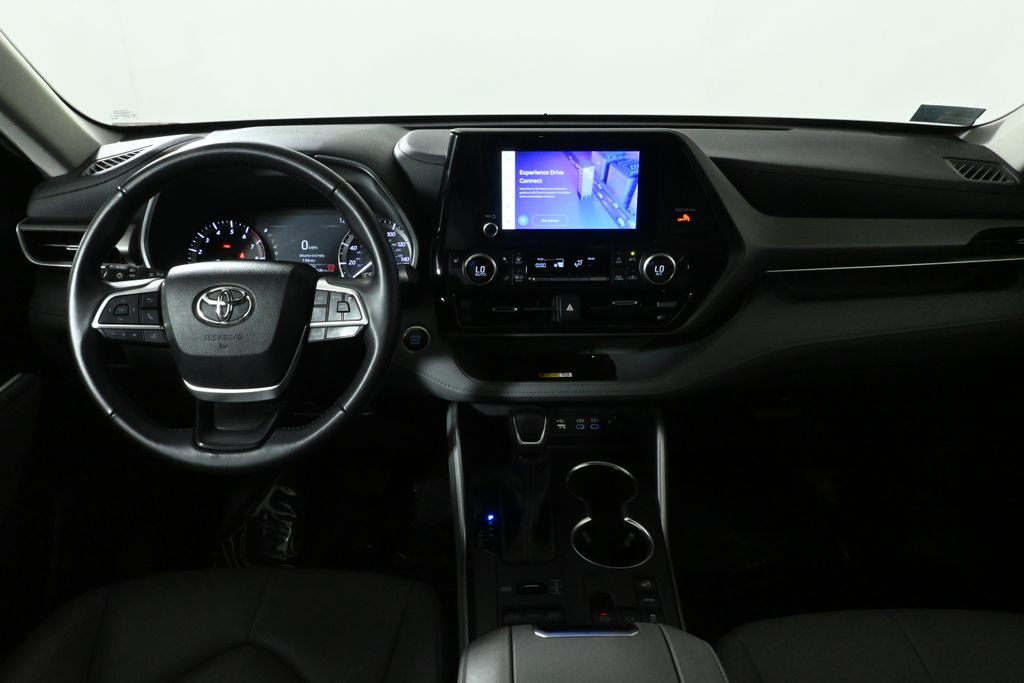 2024 Toyota Highlander XLE photo 15