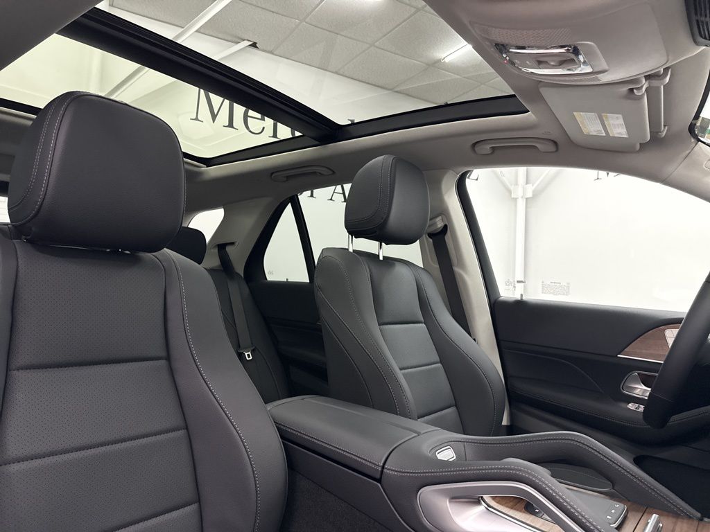 2026 Mercedes Benz GLE 350 photo 26