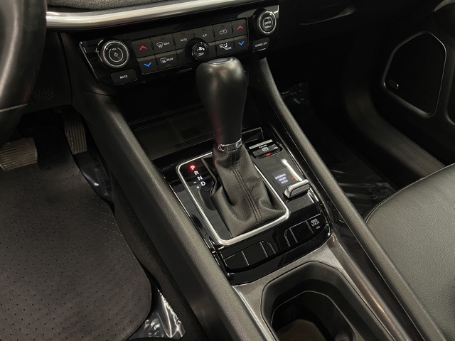 2022 Jeep Compass Latitude Lux photo 15