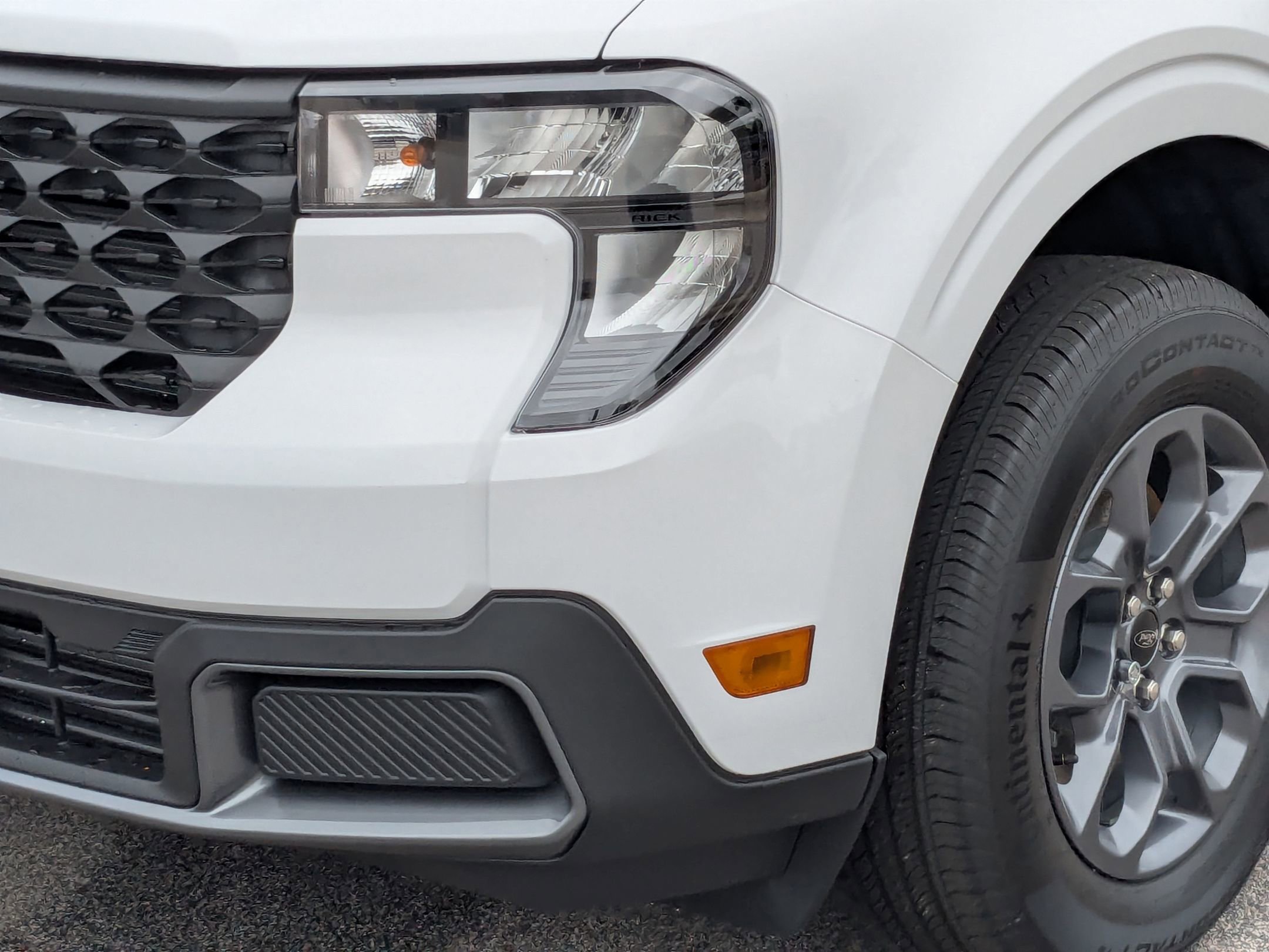 2025 Ford Maverick XLT photo 2