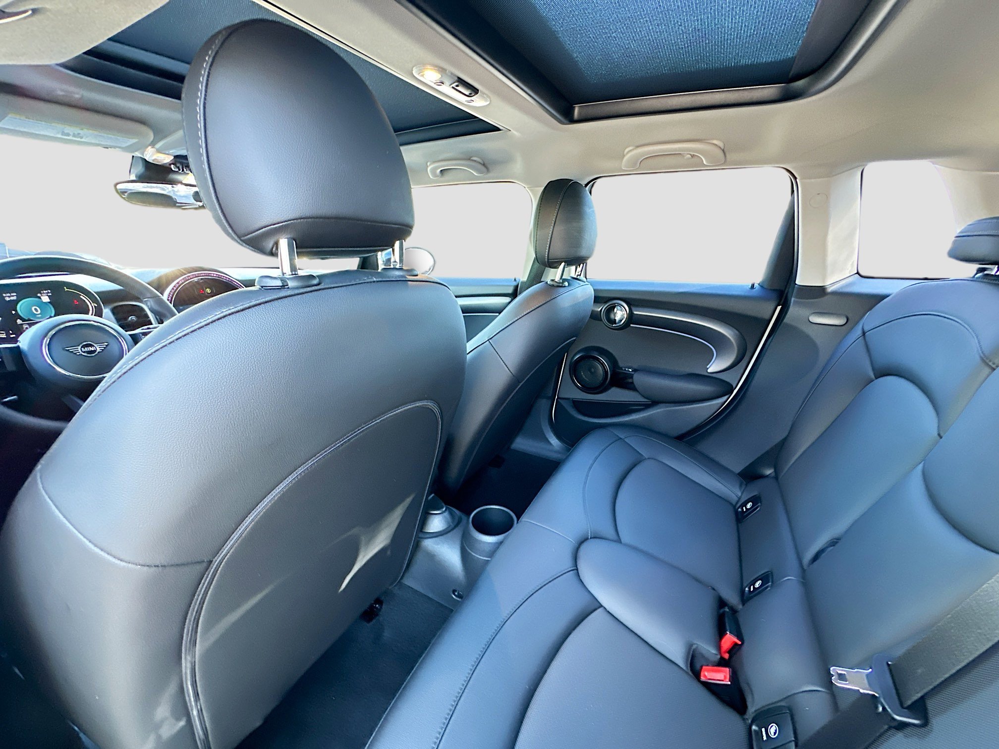 2023 Mini Cooper 4 Door Hardtop photo 24