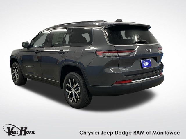 2025 Jeep Grand Cherokee Limited photo 3
