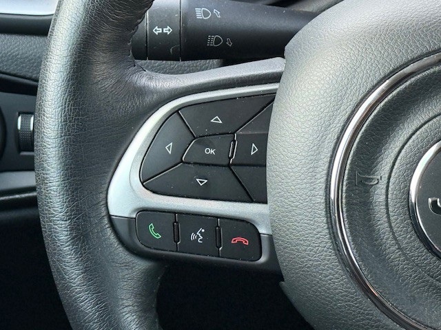 2021 Jeep Renegade Latitude photo 27