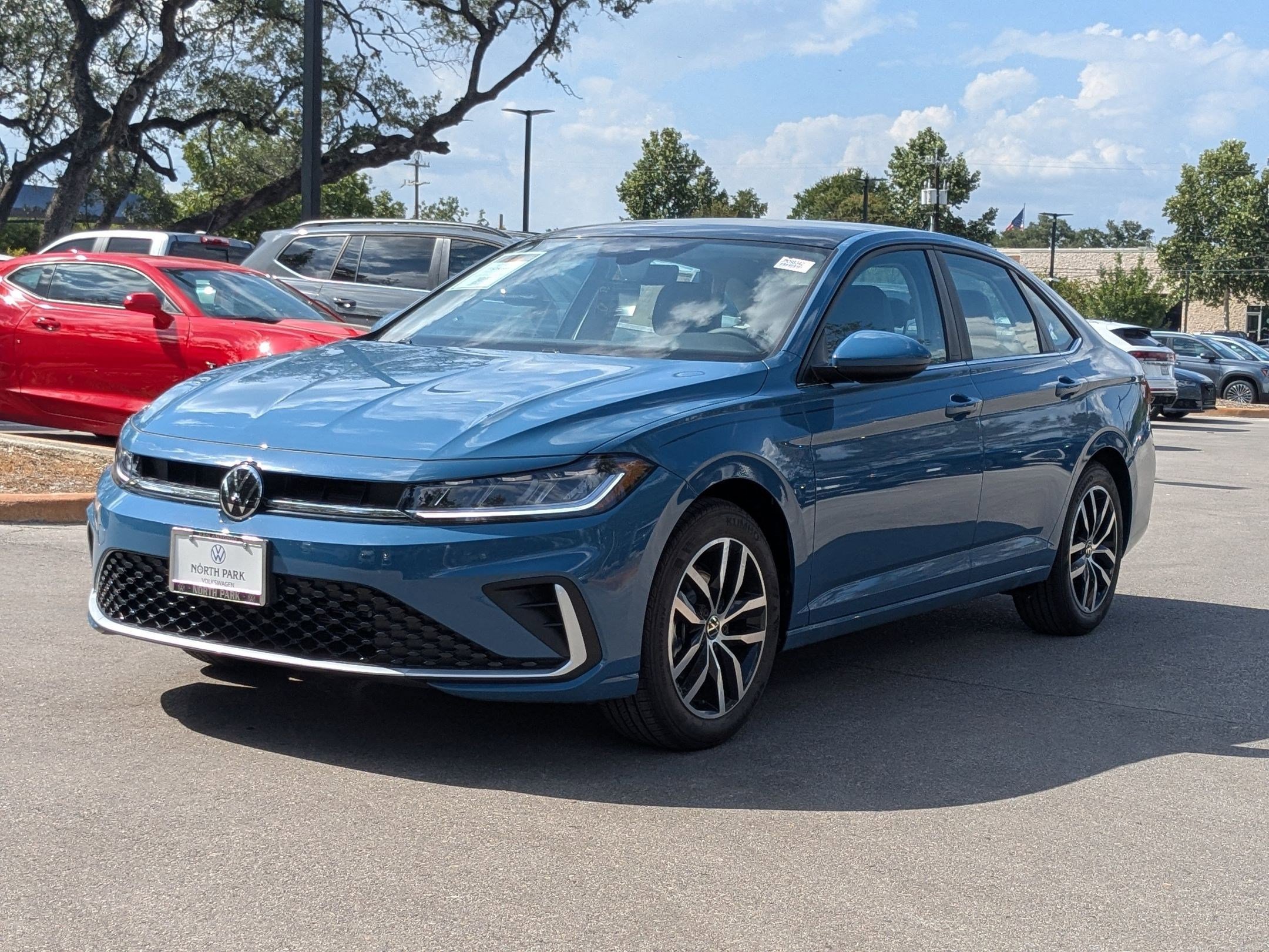 2025 Volkswagen Jetta SE photo 4