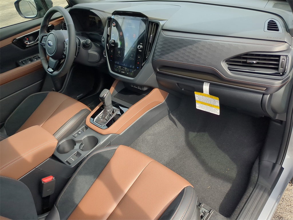 2025 Subaru Forester Touring photo 10