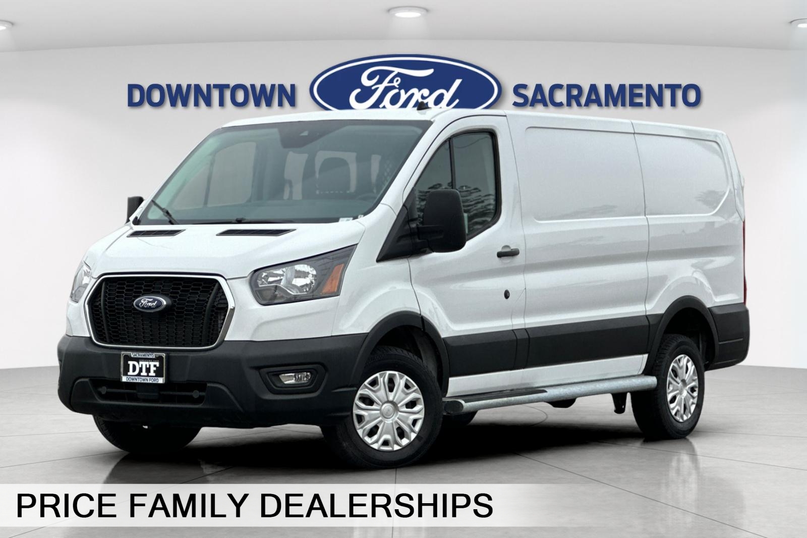 2024 Ford Transit Van Base's photo