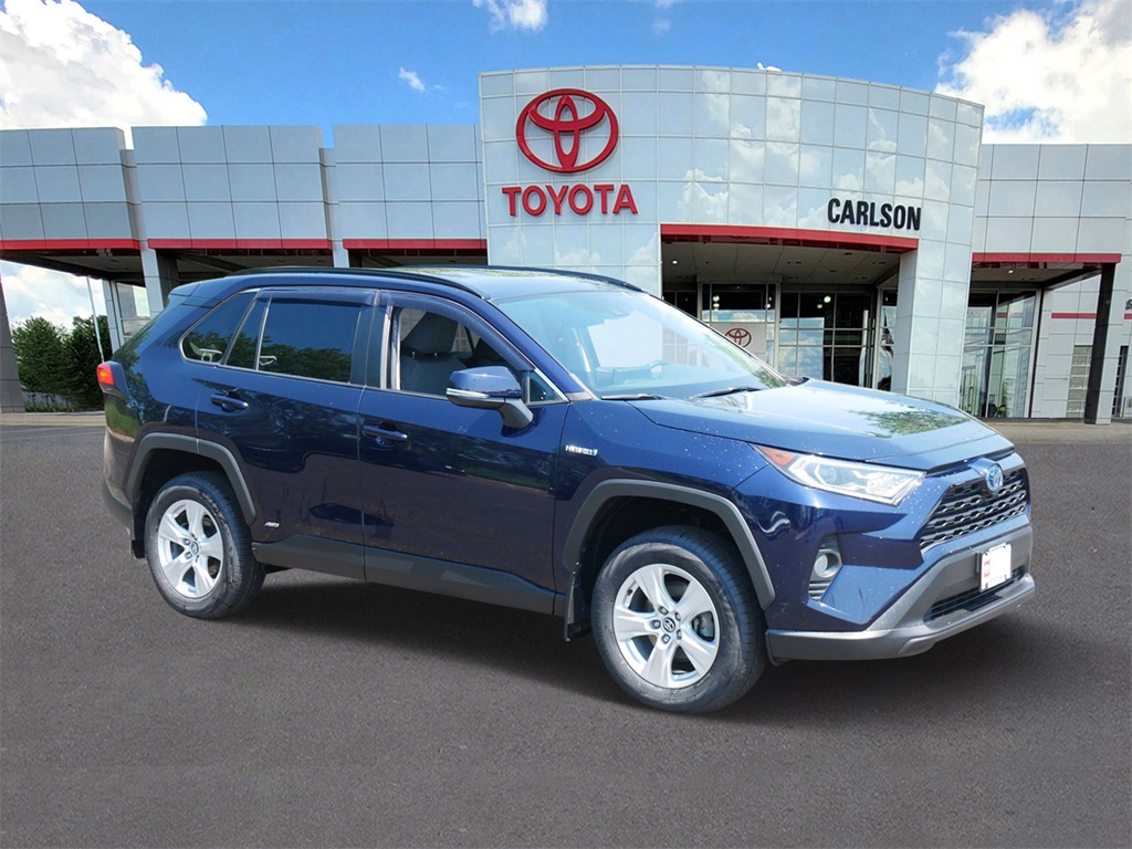 Used 2021 Toyota RAV4 XLE with VIN 4T3R6RFV7MU027064 for sale in Minneapolis, Minnesota