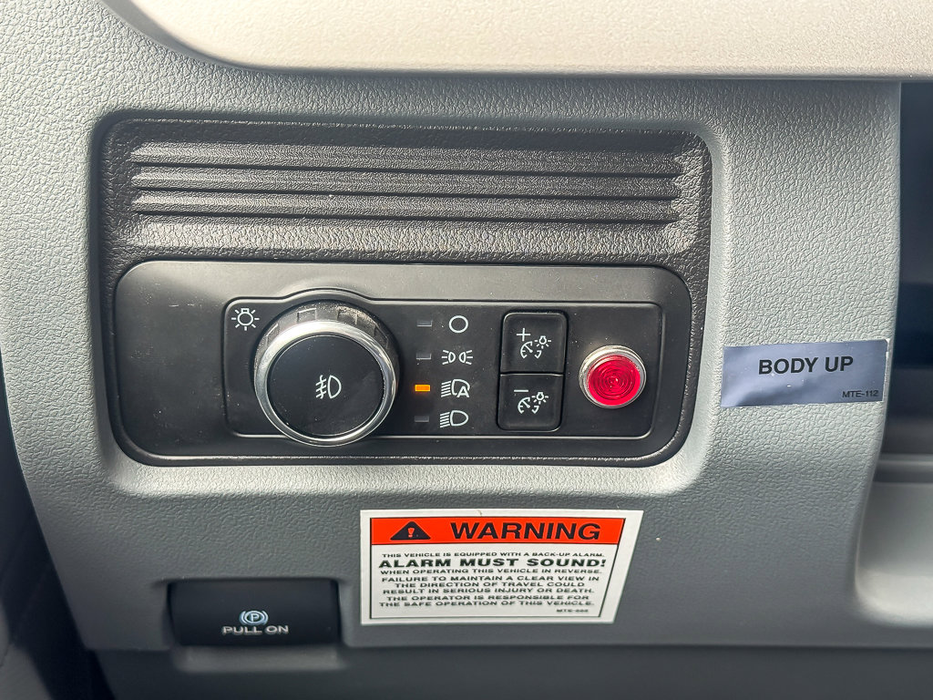 2025 FORD F-450 - Image 21