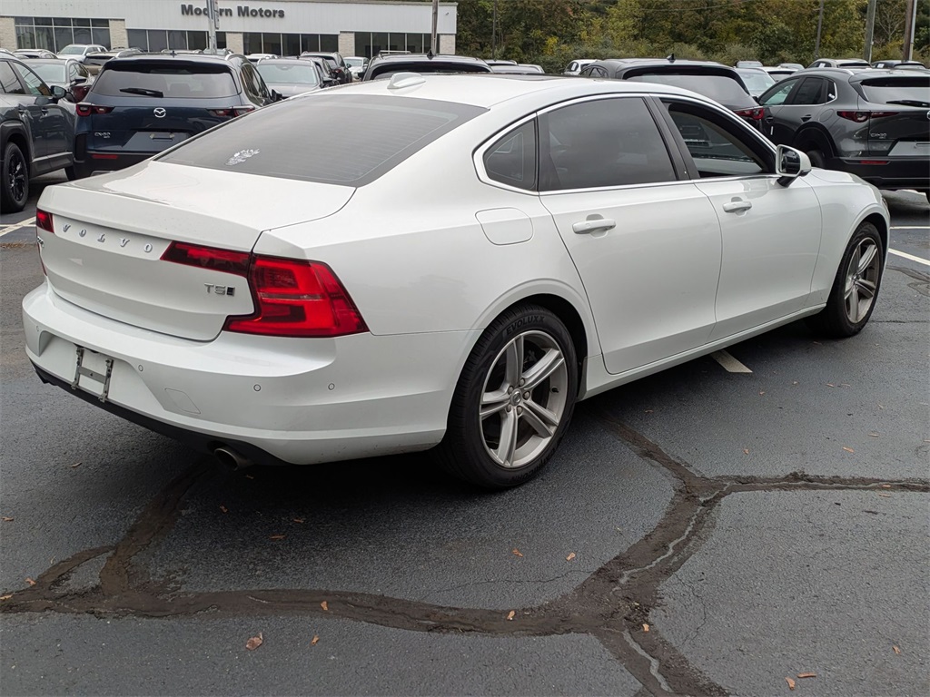 Used 2018 Volvo S90 Momentum with VIN LVY982MK1JP015888 for sale in Thomaston, CT