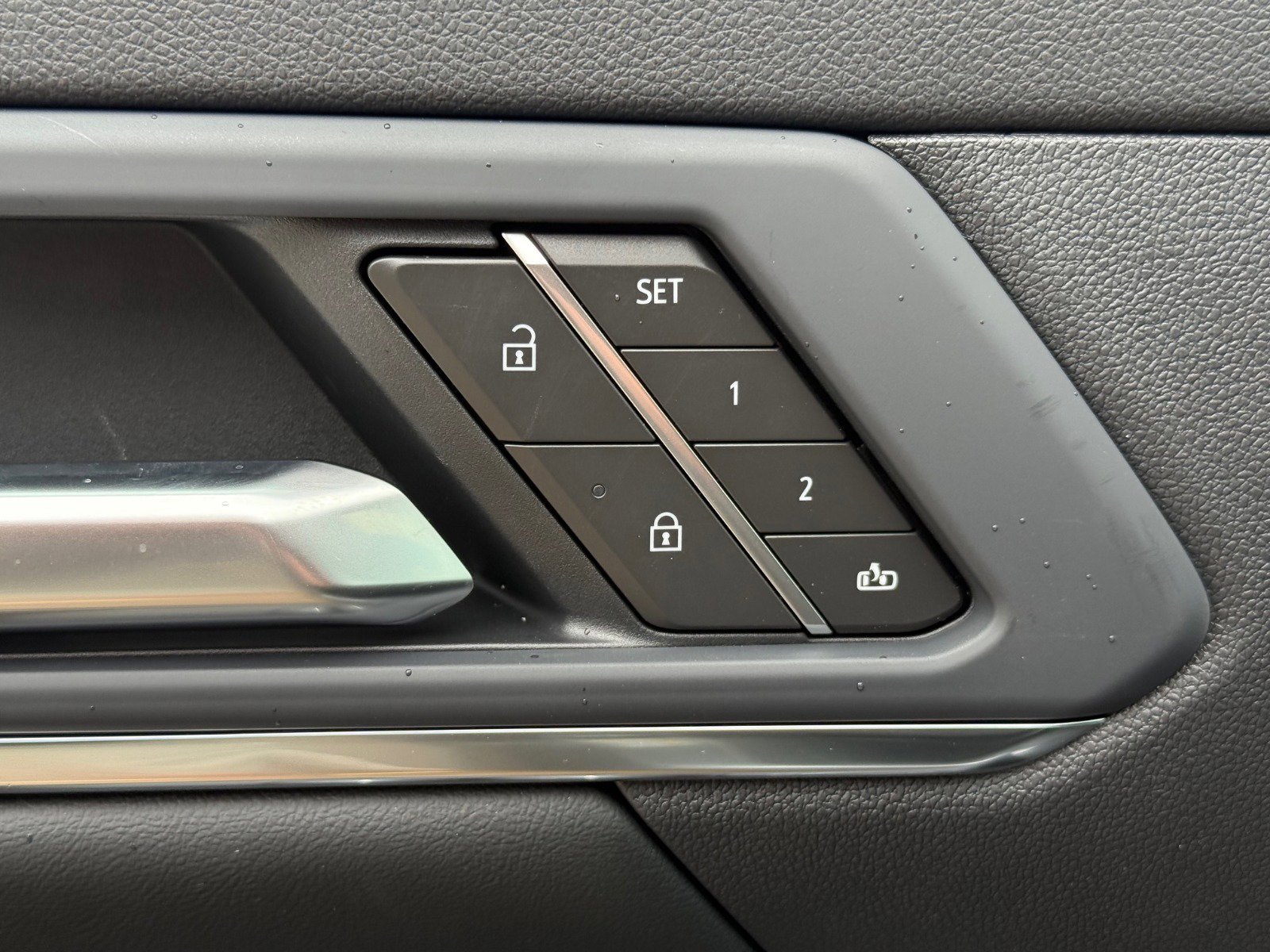 2026 Gmc Terrain Denali photo 8