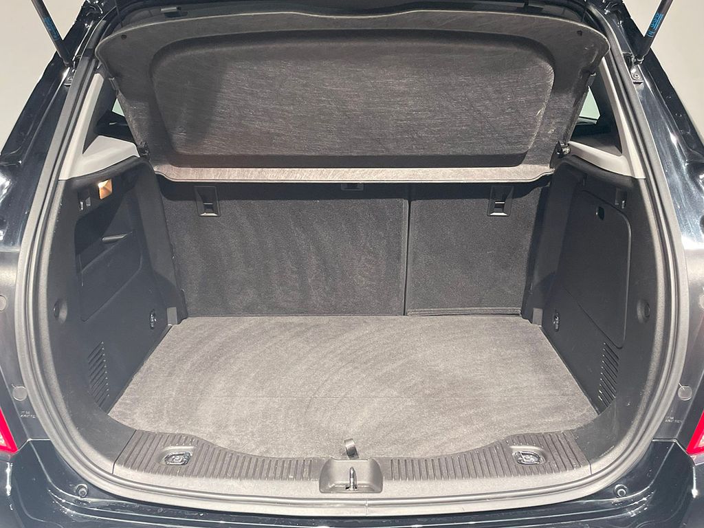 2019 Chevrolet Trax LS photo 4