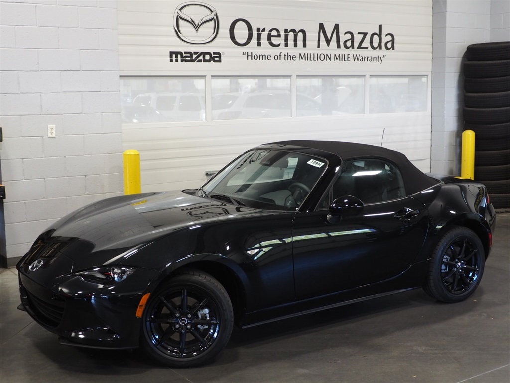 2025 Mazda MX-5 Miata Sport's photo