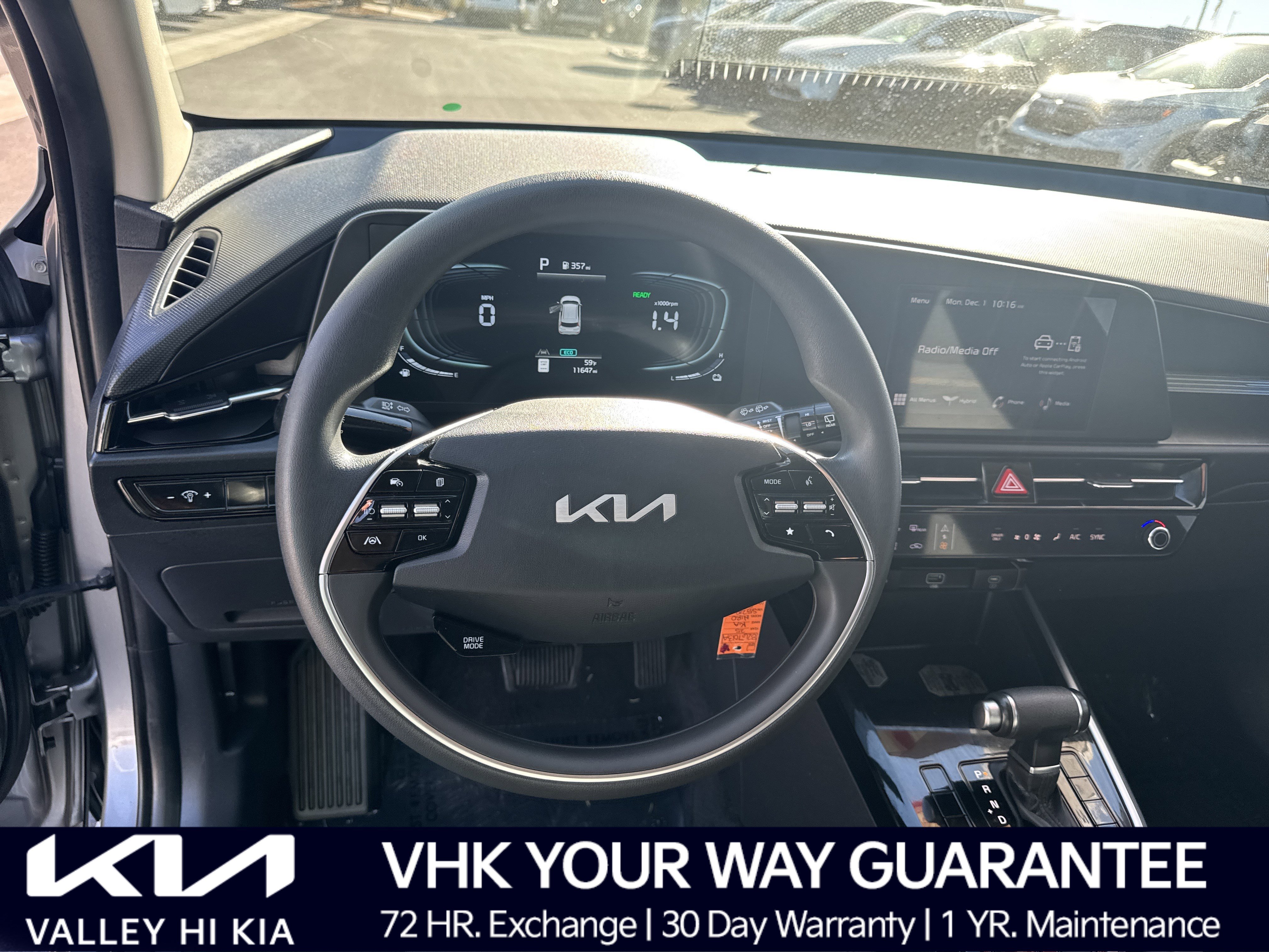 2025 Kia Niro LX's photo