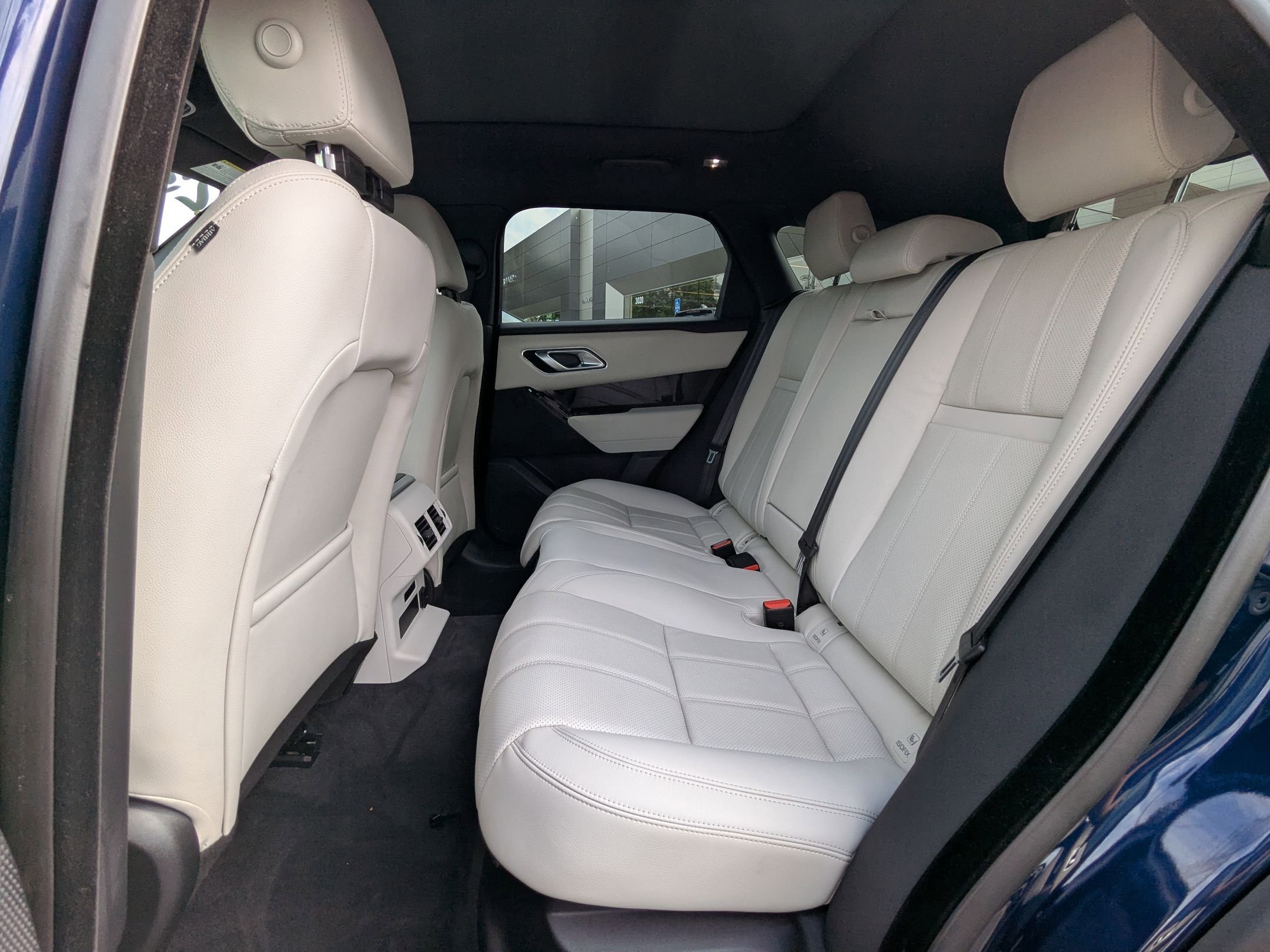2023 Land Rover Range Rover Velar R-Dynamic S photo 19