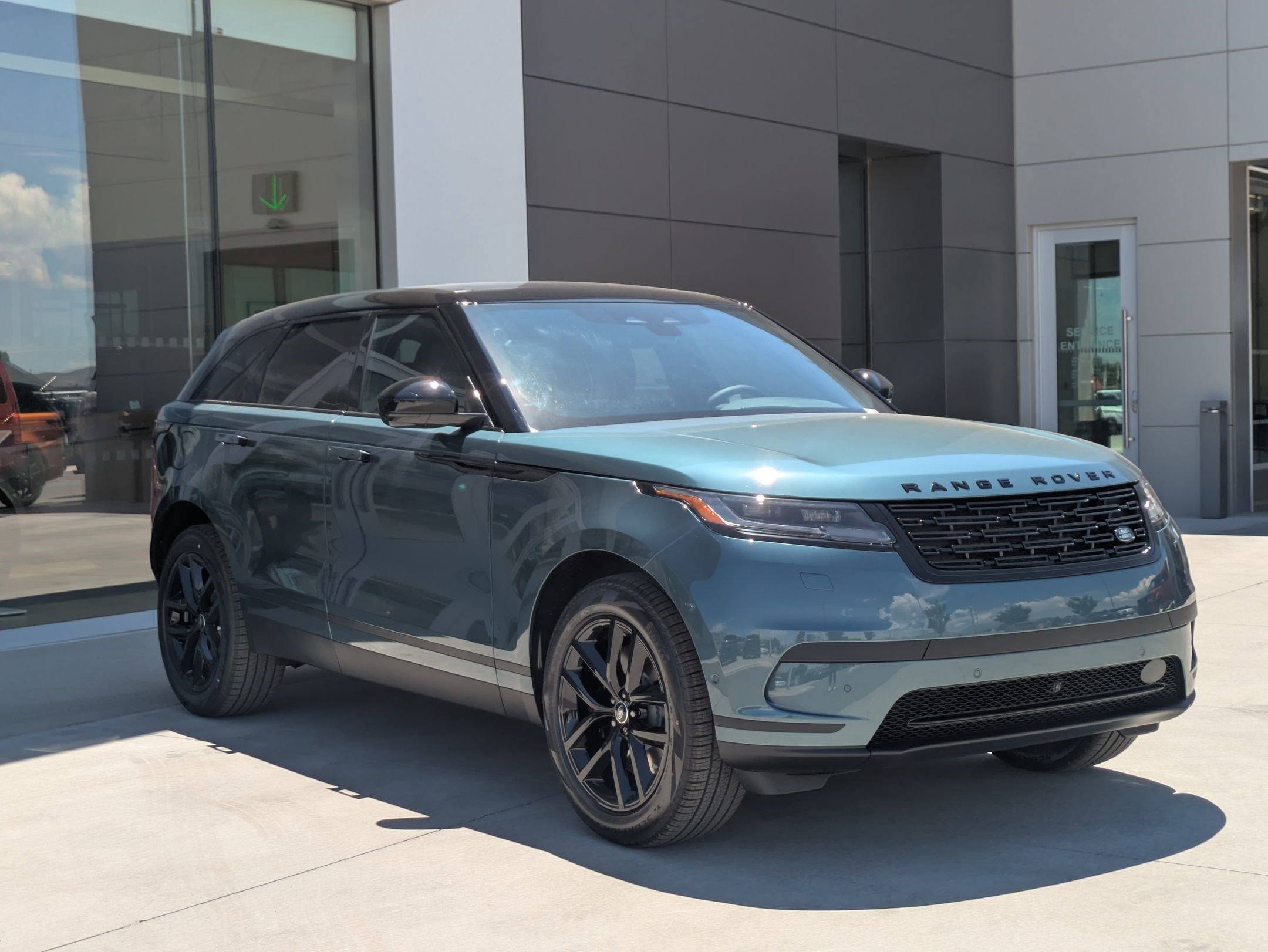 2026 Land Rover Range Rover Velar S photo 3