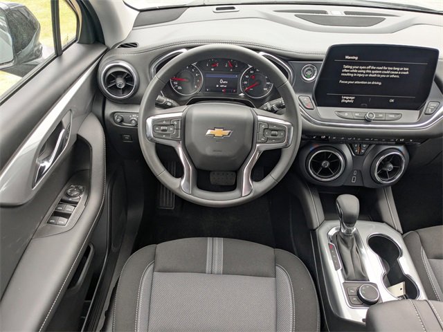 2025 Chevrolet Blazer 2LT photo 16