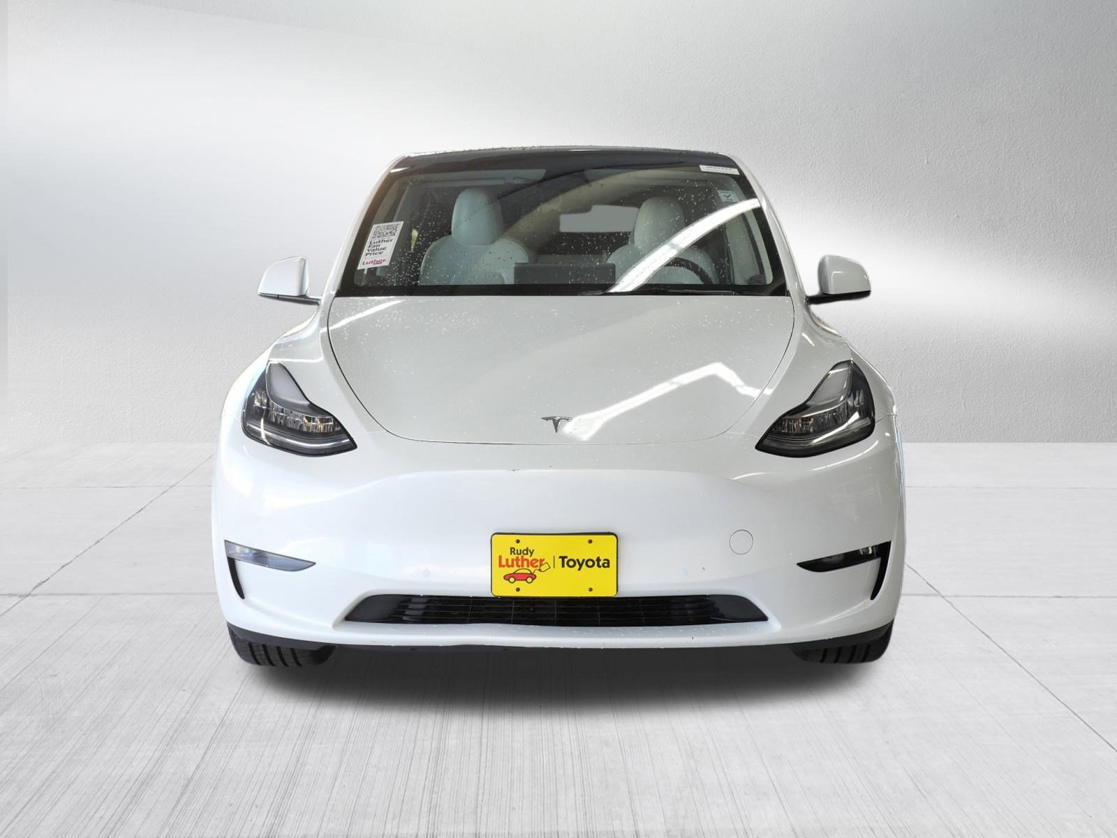 Used 2022 Tesla Model Y Long Range with VIN 7SAYGDEE9NF353424 for sale in Golden Valley, MN