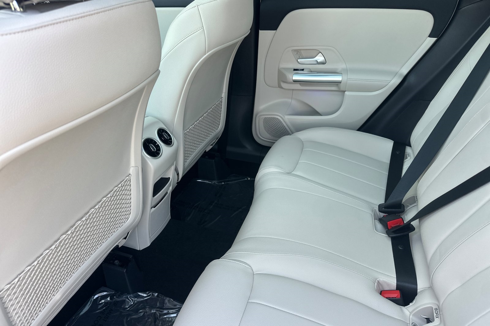 2026 Mercedes Benz GLA 250 4MATIC photo 11