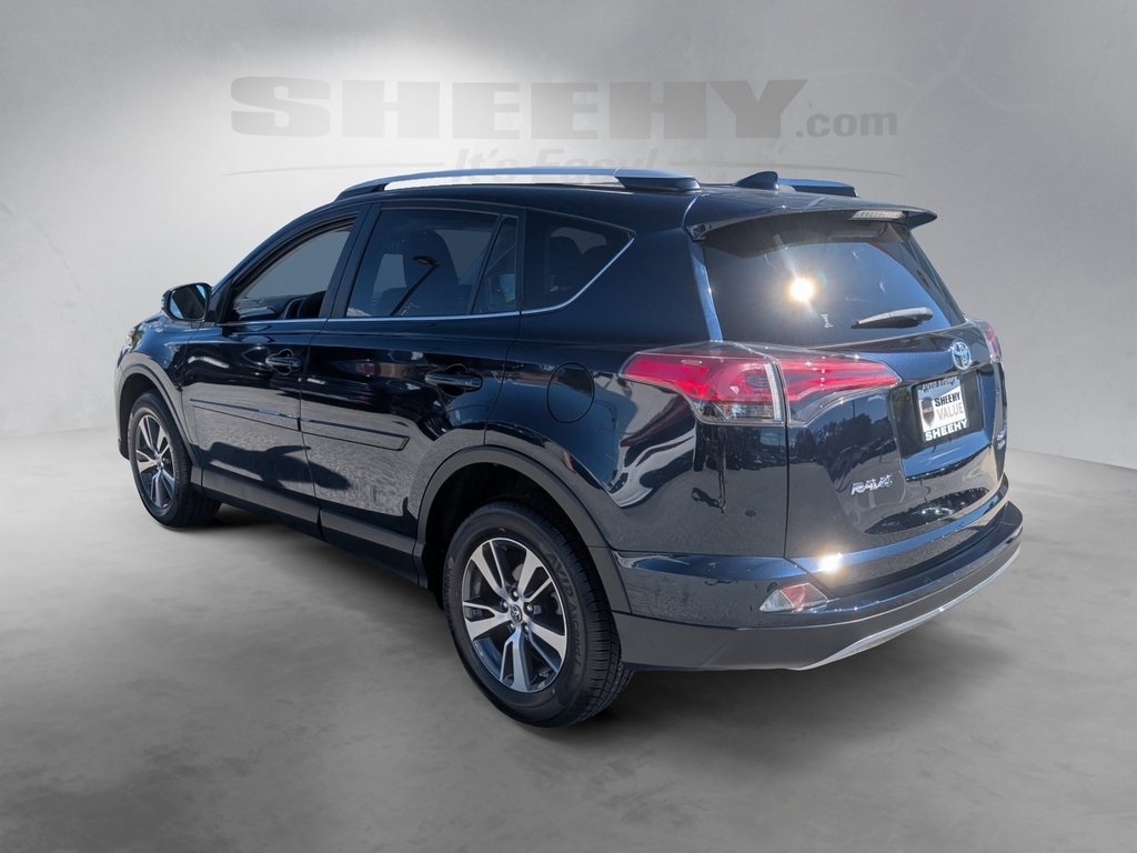 2017 Toyota RAV4 XLE photo 22