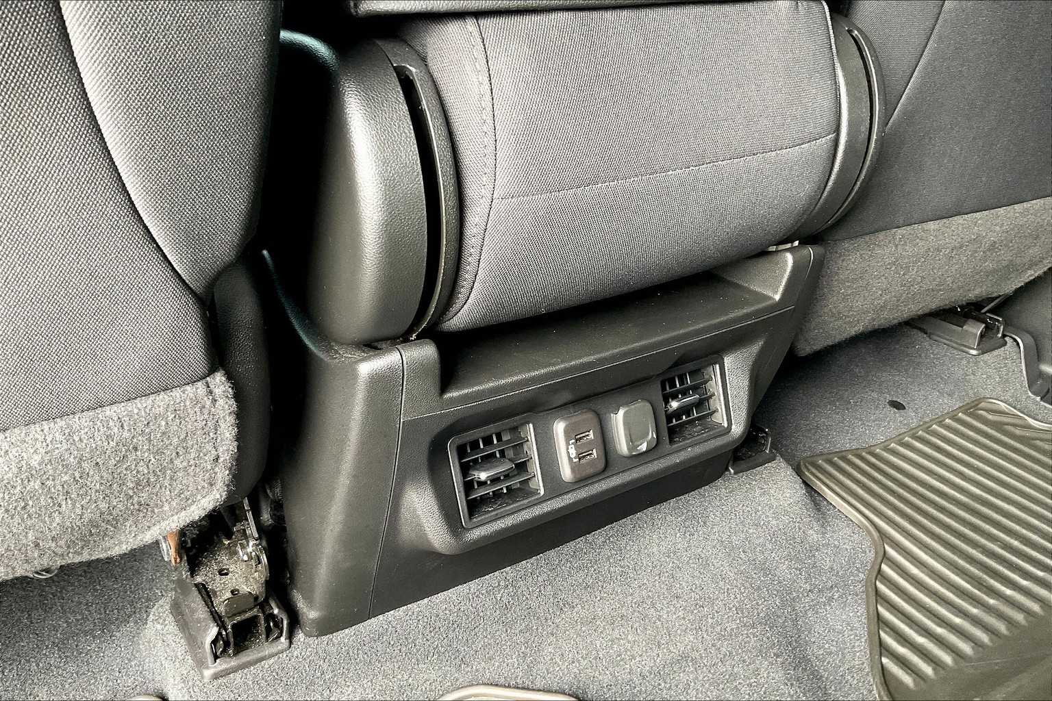 2021 Chevrolet Silverado 1500 RST photo 29