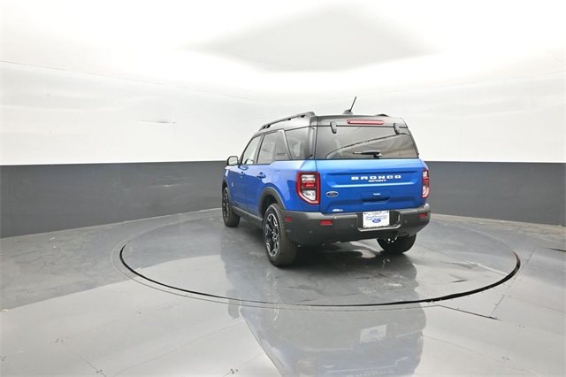 2025 Ford Bronco Sport Outer Banks photo 4