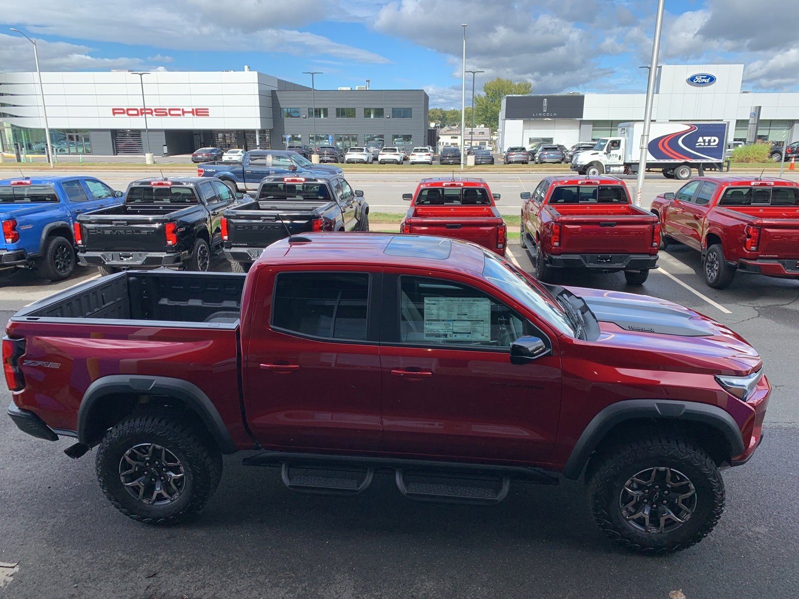 2026 Chevrolet Colorado ZR2 photo 4