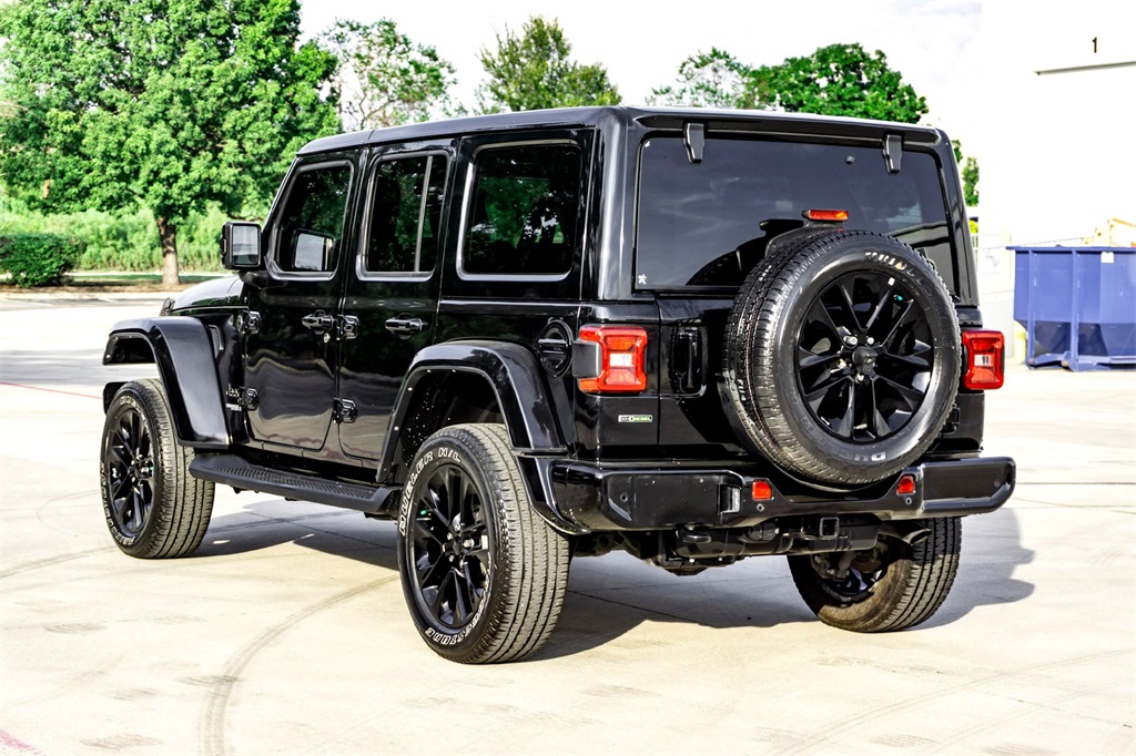 2021 Jeep Wrangler Unlimited Sahara High Altitude photo 6