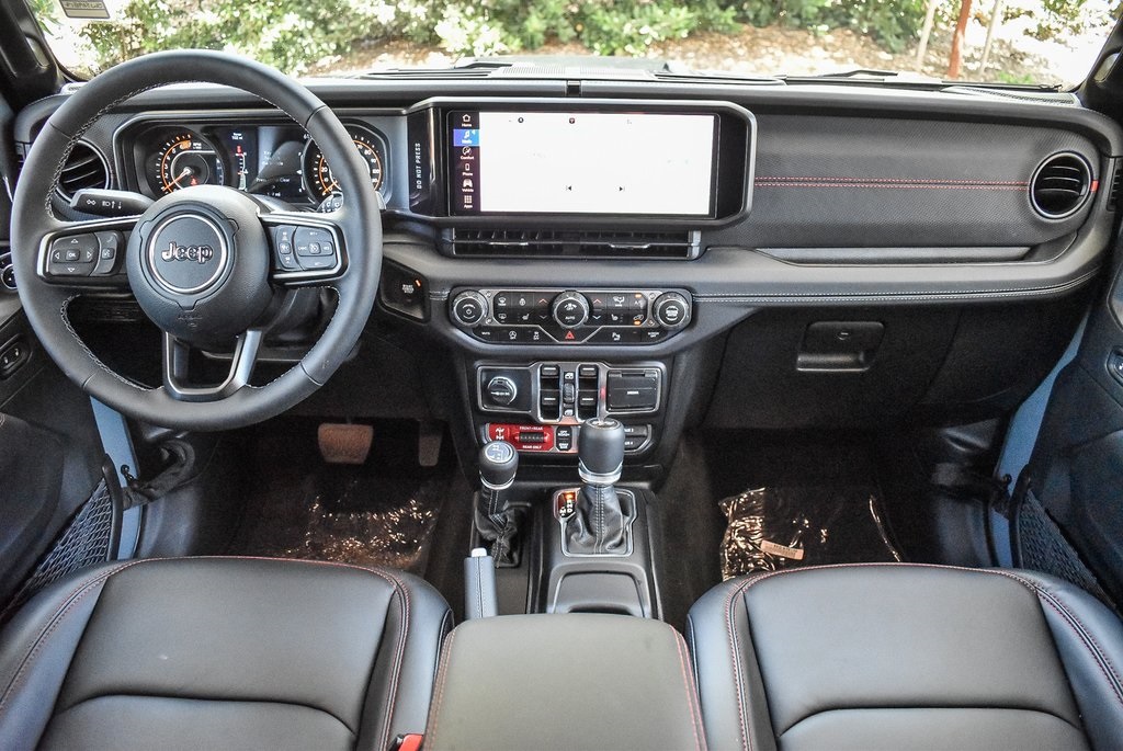 2025 Jeep Wrangler Rubicon photo 11