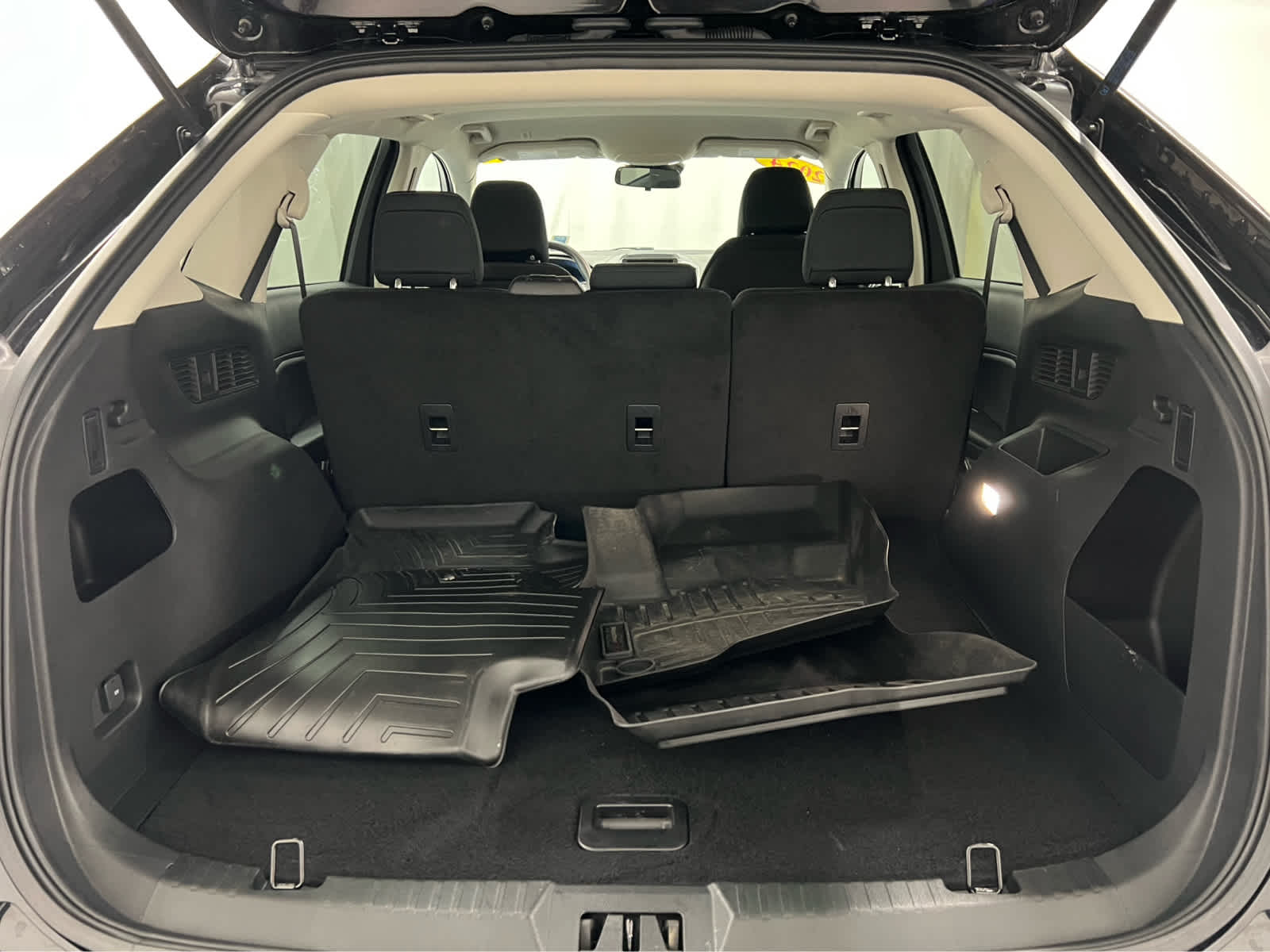 2024 Ford Edge SE photo 4