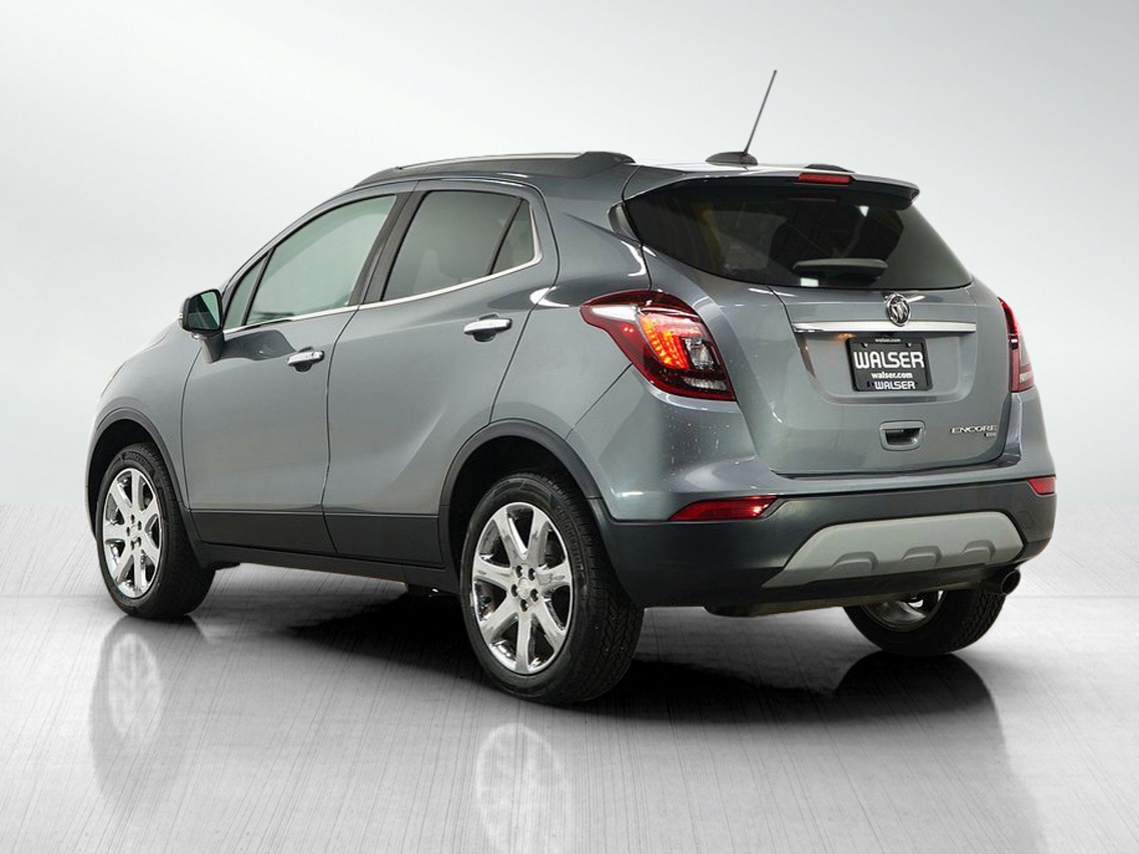 2019 Buick Encore Essence photo 3