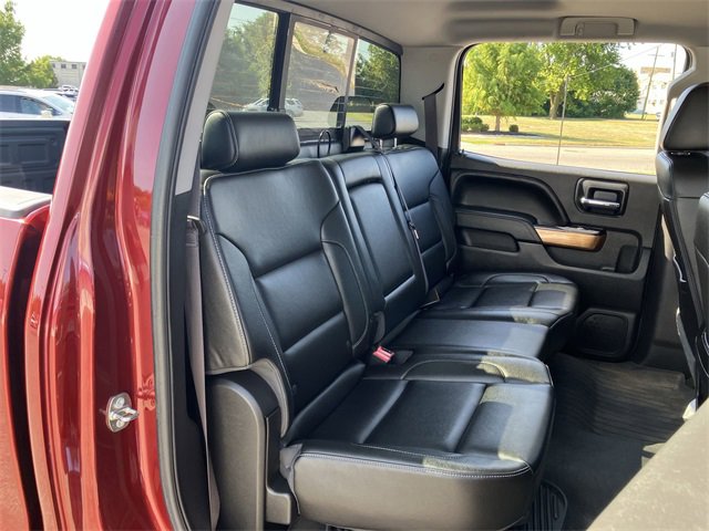 2016 Chevrolet Silverado 1500 LTZ photo 16